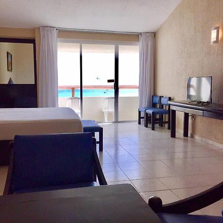 Solymar Hotel All Inclusive Κανκούν Εξωτερικό φωτογραφία